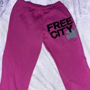 Pink Free City sweatpants